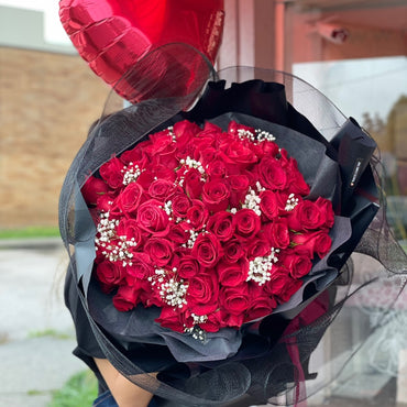 100 Stems of Roses