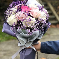 Dyed flower bouquet