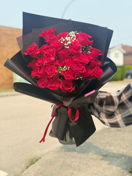 30 Stems Roses Bouquet