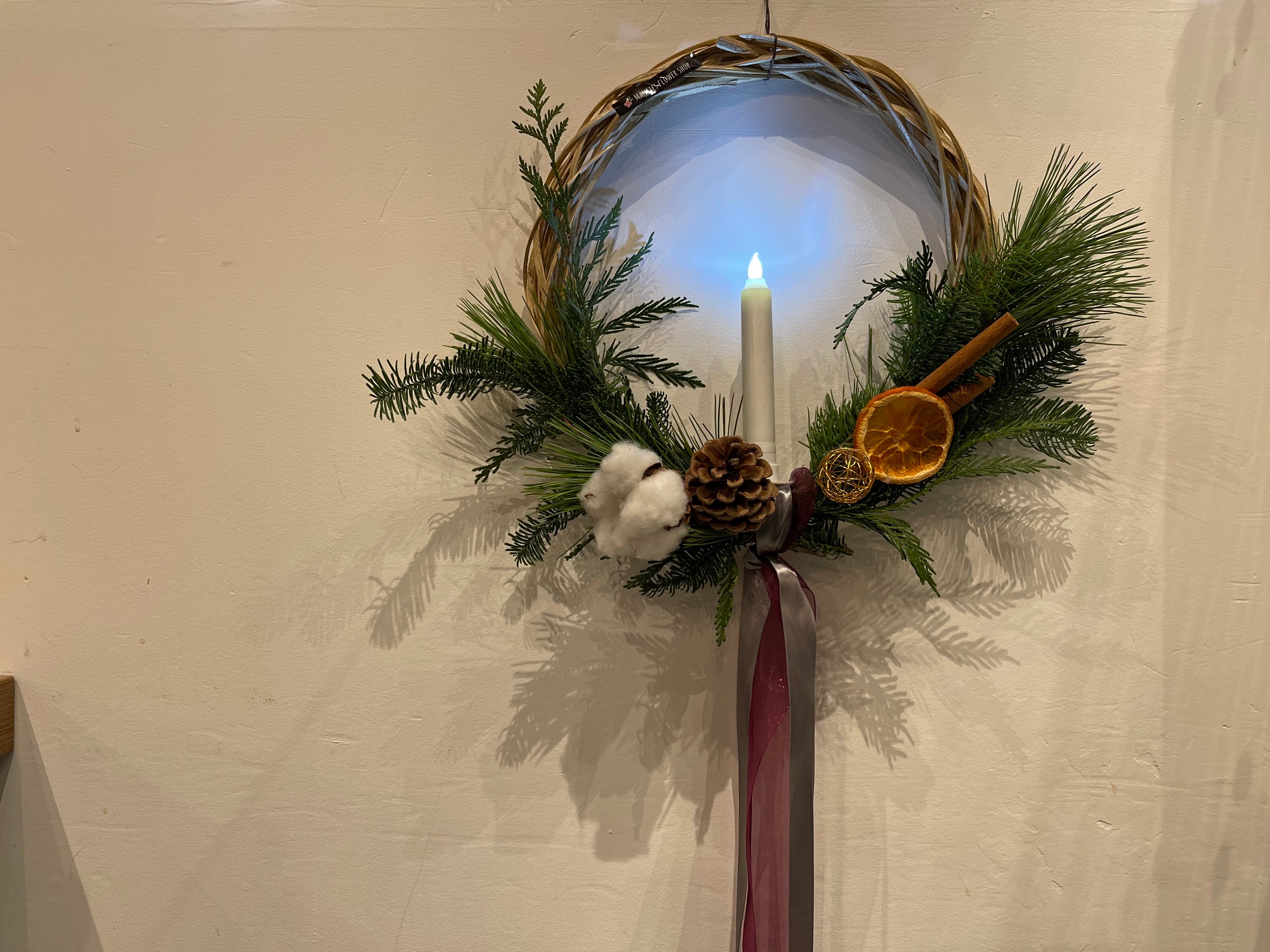Half-ring Christmas Wreath