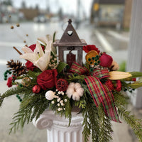 Christmas Spirit Centerpiece