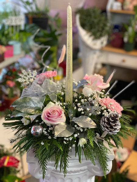 Elegant Christmas Centerpiece