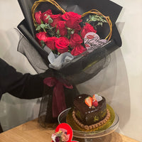 Valentine's Flower & Cake Set Bouquet