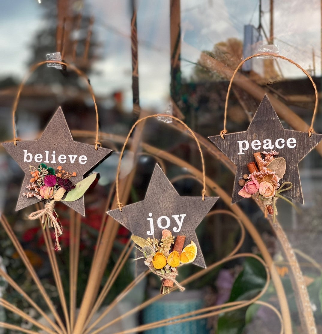 Christmas Wreath & Dried Flower Ornament Workshop